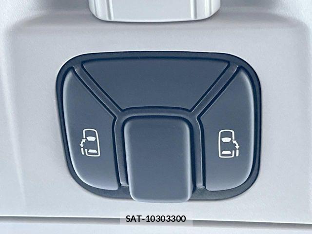 Toyota VELLFIRE 2012-02 5881583-2