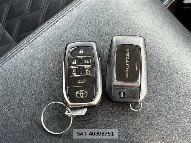 Toyota VELLFIRE 2017-05 6021788-6