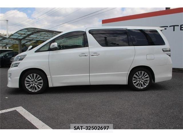 Toyota VELLFIRE 2013-06 6615399-12