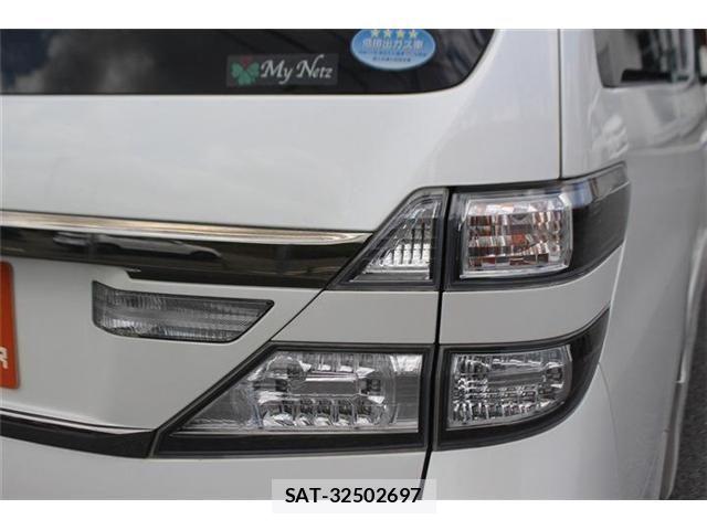 Toyota VELLFIRE 2013-06 6615399-18