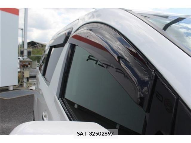 Toyota VELLFIRE 2013-06 6615399-21
