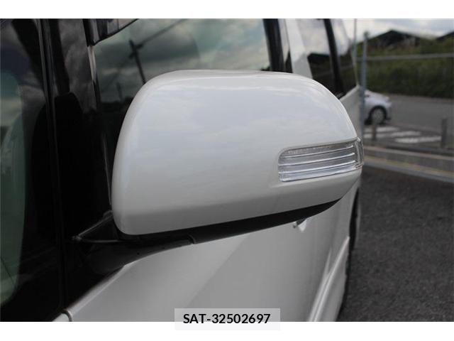 Toyota VELLFIRE 2013-06 6615399-22