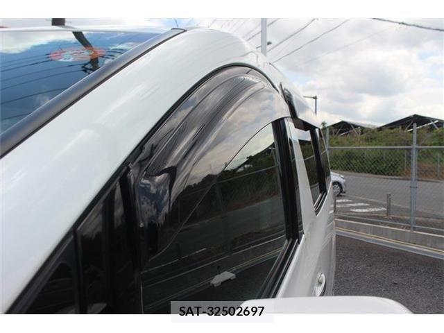 Toyota VELLFIRE 2013-06 6615399-23