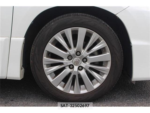 Toyota VELLFIRE 2013-06 6615399-24