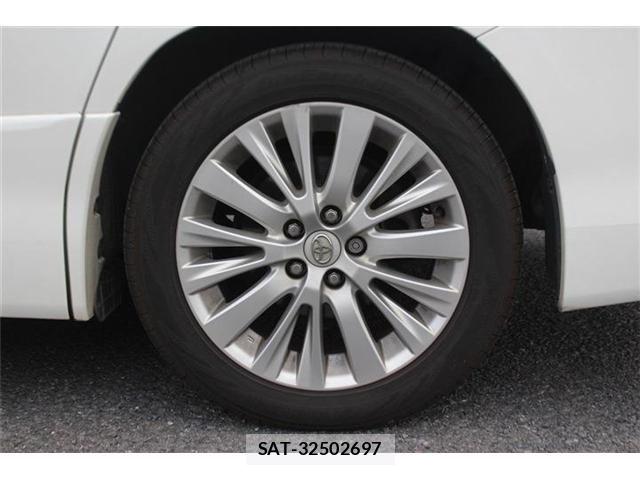 Toyota VELLFIRE 2013-06 6615399-26