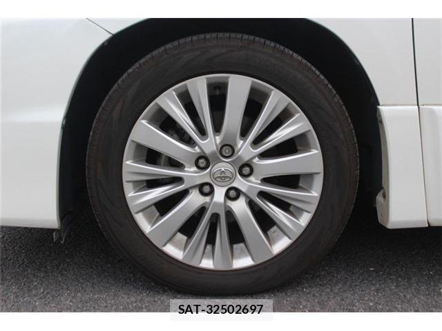 Toyota VELLFIRE 2013-06 6615399-27