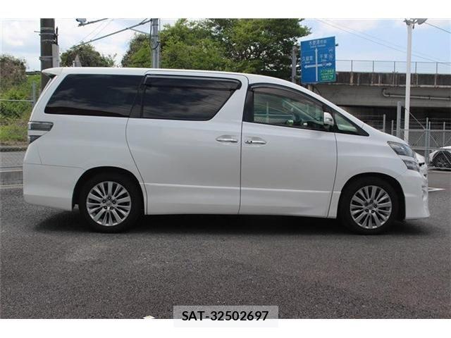 Toyota VELLFIRE 2013-06 6615399-8