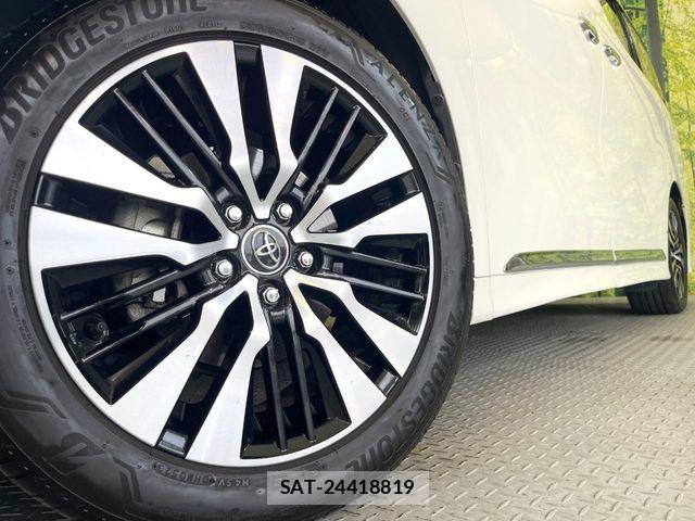 Toyota VELLFIRE 2018-04 6673998-13