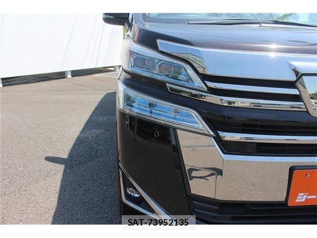 Toyota VELLFIRE 2020-08 6678575-15