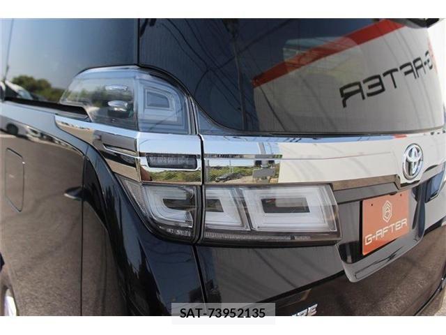 Toyota VELLFIRE 2020-08 6678575-18