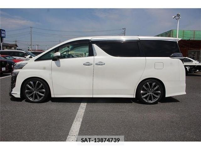 Toyota VELLFIRE 2018-04 6678567-12