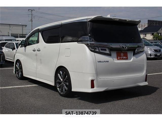 Toyota VELLFIRE 2018-04 6678567-13