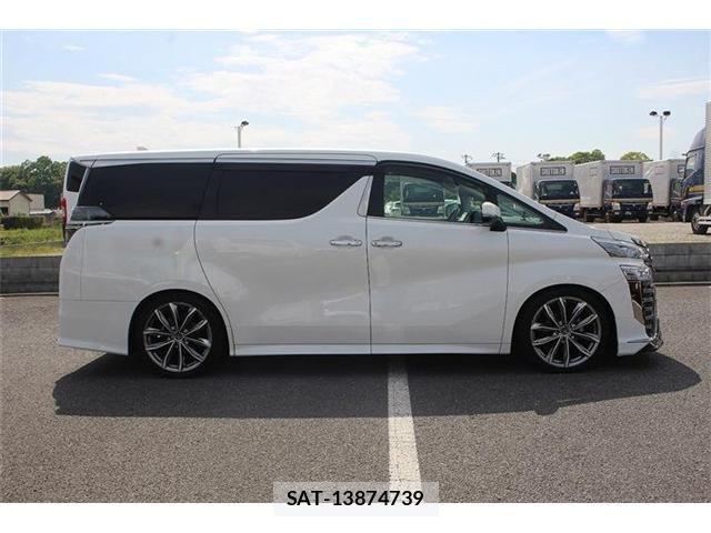 Toyota VELLFIRE 2018-04 6678567-16