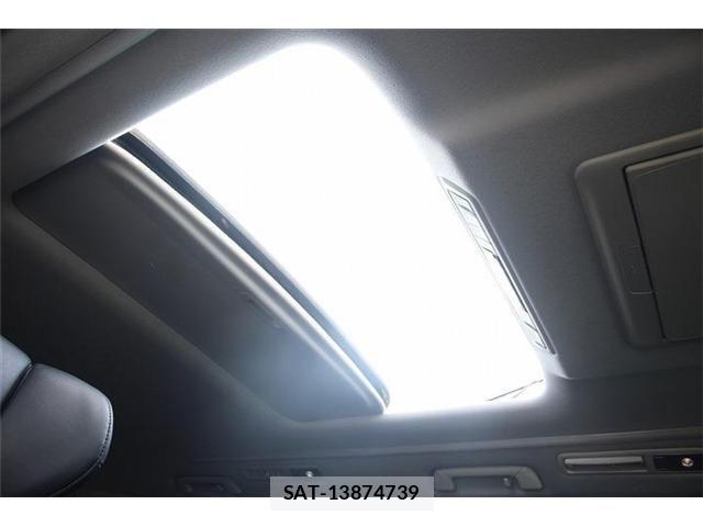 Toyota VELLFIRE 2018-04 6678567-2