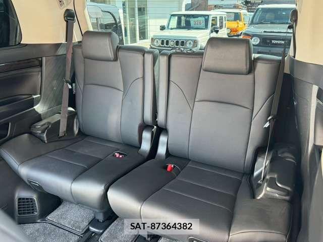 Toyota VELLFIRE 2018-07 6684059-13