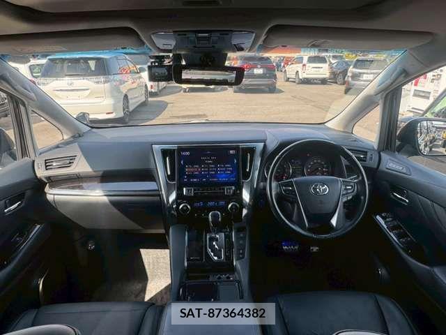 Toyota VELLFIRE 2018-07 6684059-1