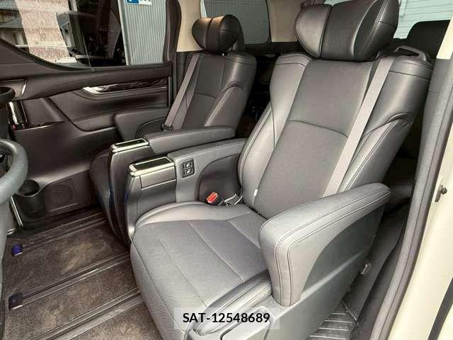 Toyota VELLFIRE 2020-12 6684060-12