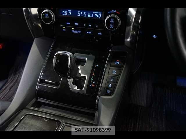 Toyota VELLFIRE 2015-06 6682936-11