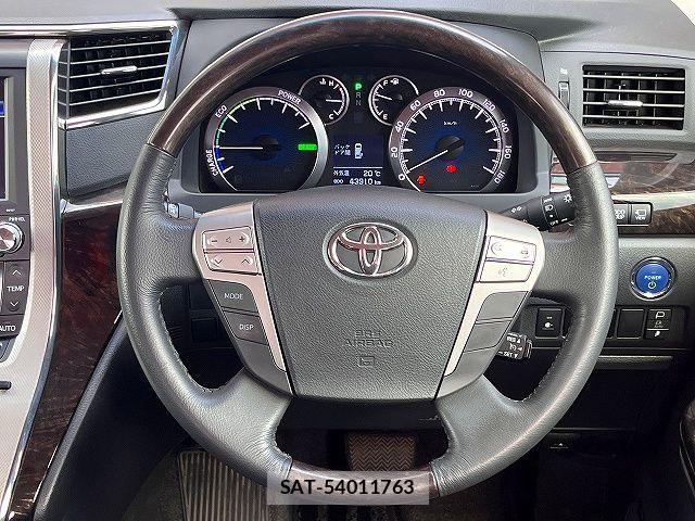 Toyota VELLFIRE 2013-10 6691332-13