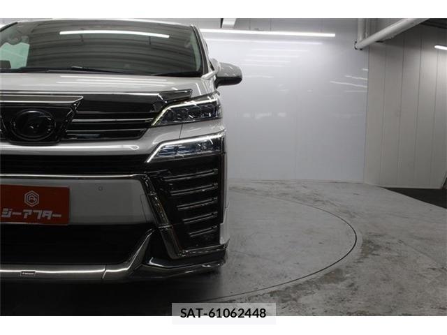 Toyota VELLFIRE 2019-03 6691331-13