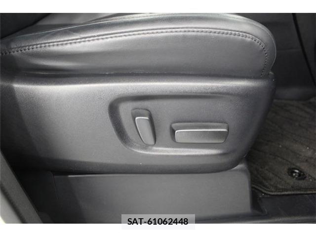 Toyota VELLFIRE 2019-03 6691331-27