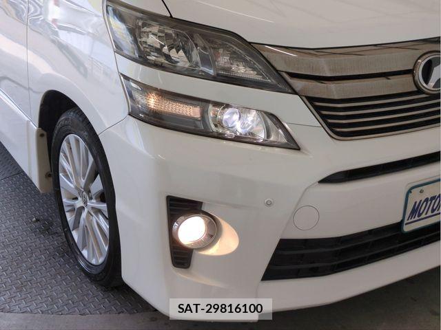 Toyota VELLFIRE 2013-11 6717608-23