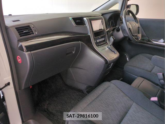 Toyota VELLFIRE 2013-11 6717608-2