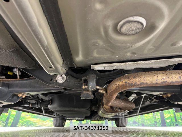 Toyota VELLFIRE 2017-03 6753706-19