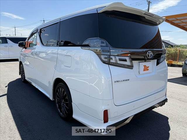 Toyota VELLFIRE 2023-01 6753682-14