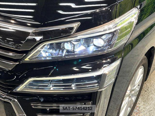 Toyota VELLFIRE 2018-08 6753691-12