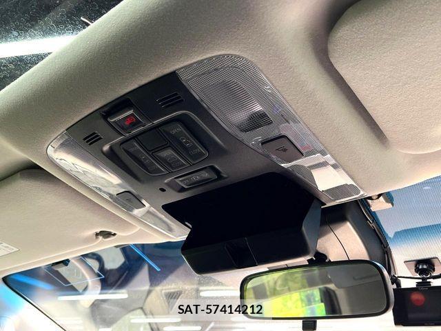 Toyota VELLFIRE 2018-08 6753691-3
