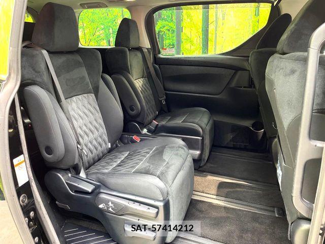 Toyota VELLFIRE 2018-08 6753691-8