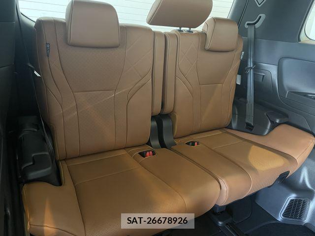 Toyota VELLFIRE 2026-03 6753676-27