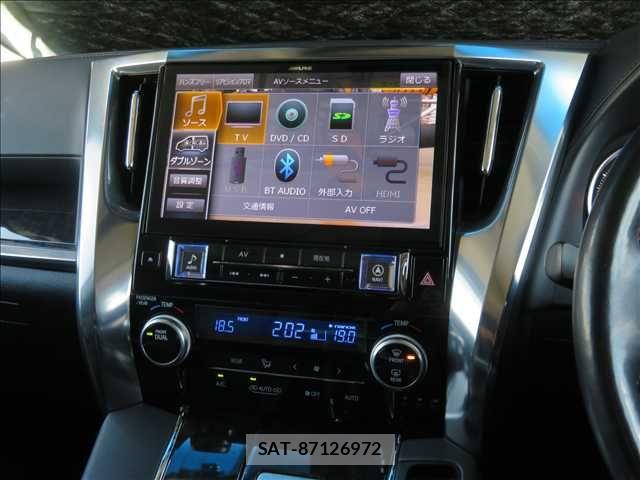 Toyota VELLFIRE 2019-03 6753689-10