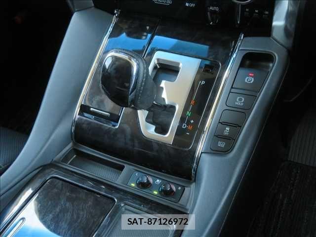 Toyota VELLFIRE 2019-03 6753689-11