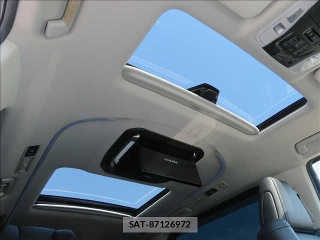 Toyota VELLFIRE 2019-03 6753689-4