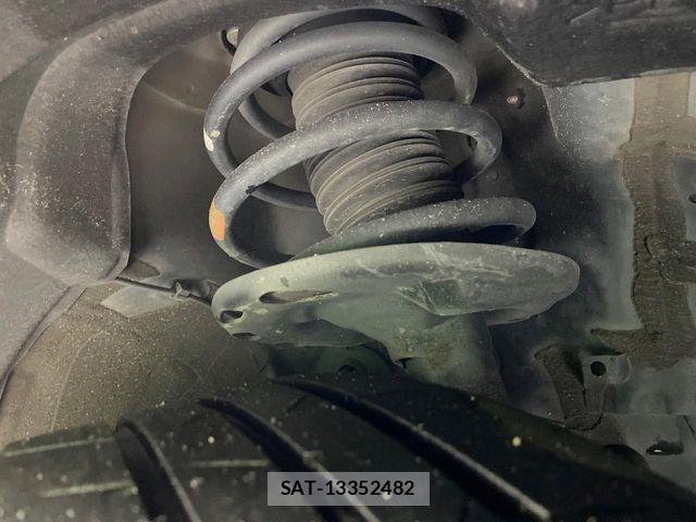Toyota VELLFIRE 2018-02 6817713-19