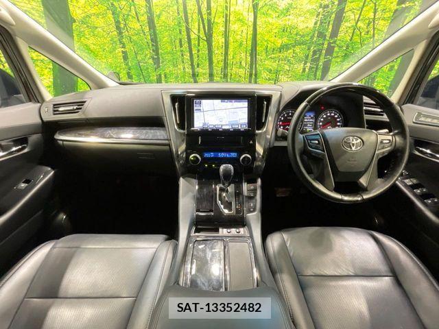 Toyota VELLFIRE 2018-02 6817713-3