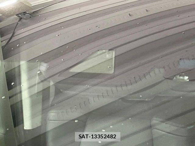 Toyota VELLFIRE 2018-02 6817713-4