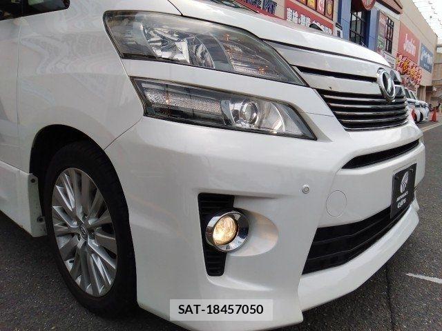 Toyota VELLFIRE 2012-08 6817752-9