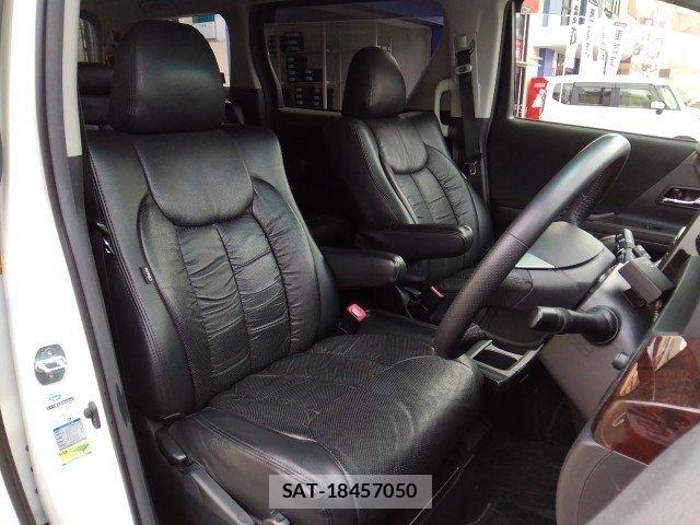 Toyota VELLFIRE 2012-08 6817752-10