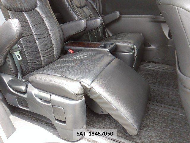Toyota VELLFIRE 2012-08 6817752-20