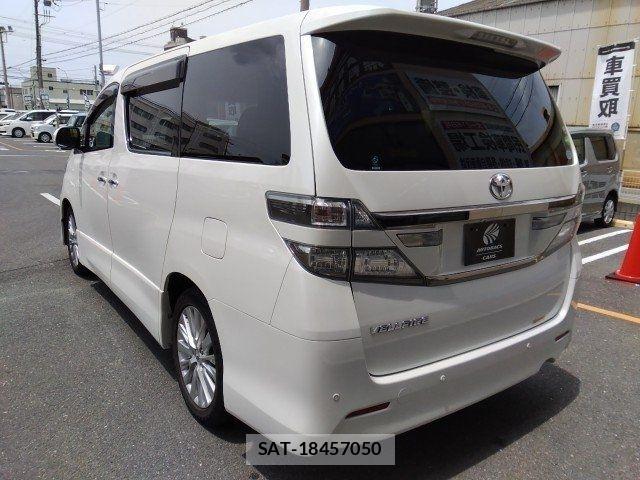 Toyota VELLFIRE 2012-08 6817752-8