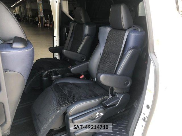 Toyota VELLFIRE 2016-10 6817726-12