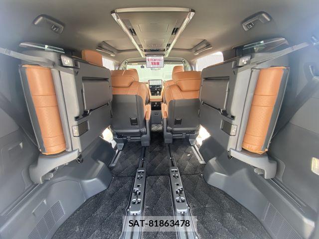 Toyota VELLFIRE 2024-04 6817711-25