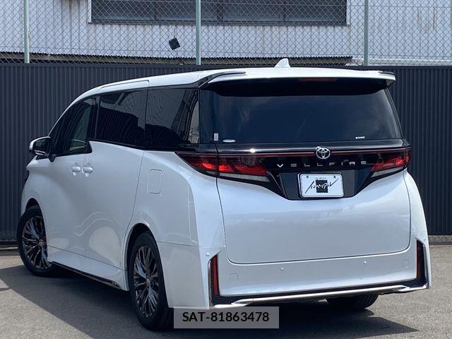 Toyota VELLFIRE 2024-04 6817711-2