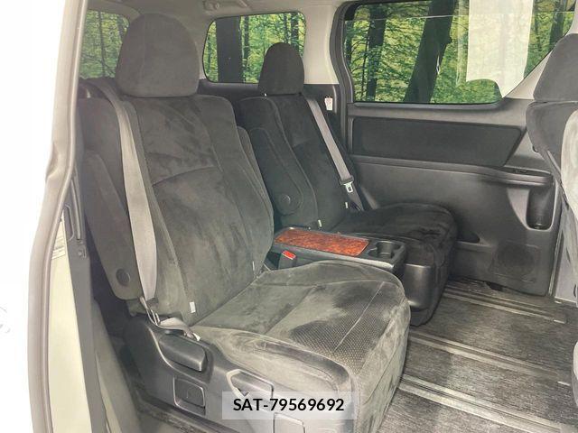Toyota VELLFIRE 2009-09 6817748-9
