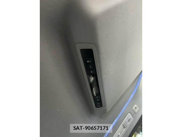 Toyota VELLFIRE 2015-03 6914769-13