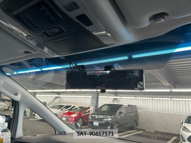 Toyota VELLFIRE 2015-03 6914769-23
