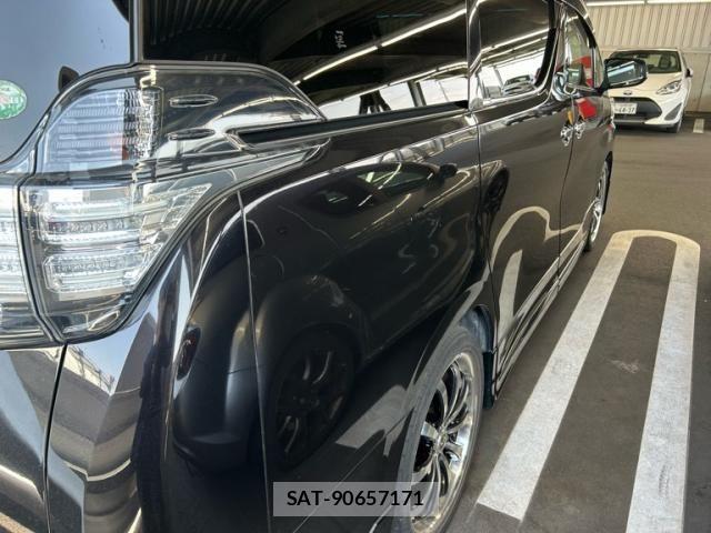 Toyota VELLFIRE 2015-03 6914769-2